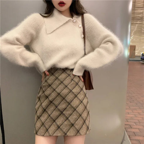 デザインボタンもこもこニット