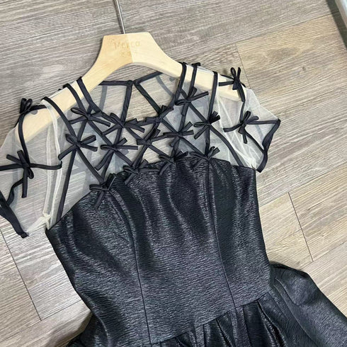 リボンデザインシックドレス