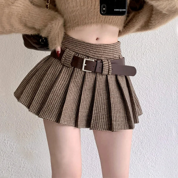ベルト付きミニ丈プリーツスカート