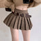 ベルト付きミニ丈プリーツスカート