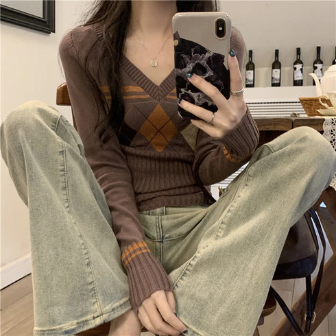 アーガイルVネックニット