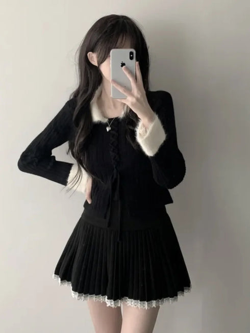 センターレースアップニット