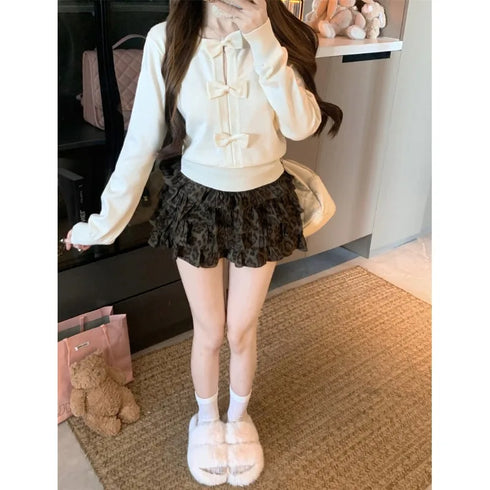 3連リボンニット