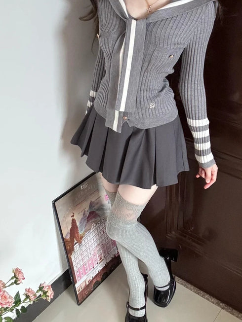 セーラーネクタイ風ニット