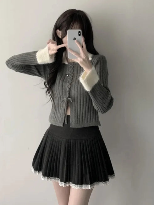 センターレースアップニット