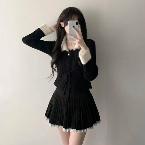 センターレースアップニット