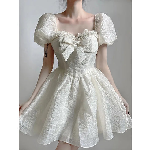 ホワイトパフスリーブワンピース