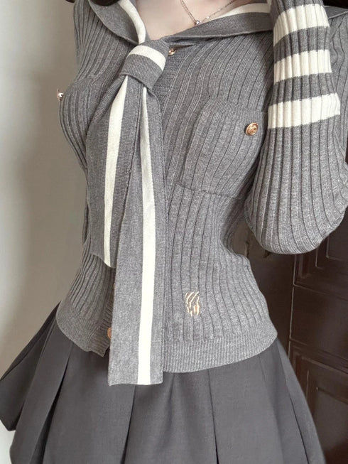 セーラーネクタイ風ニット