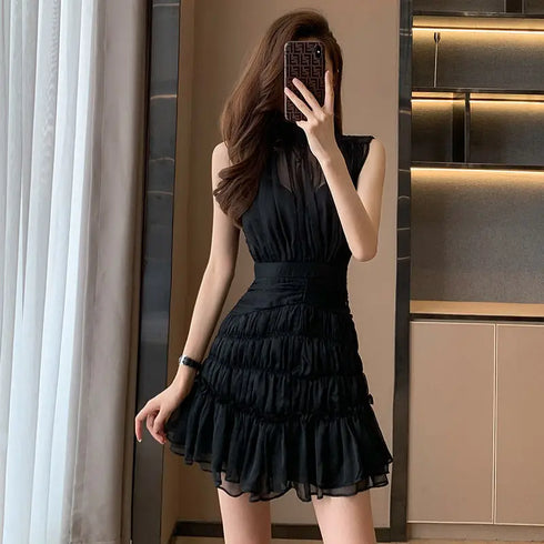 ブラックシャーリングワンピ