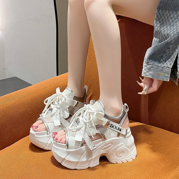 ダッドスニーカーサンダル