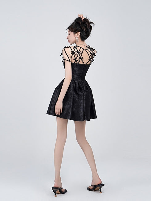 リボンデザインシックドレス