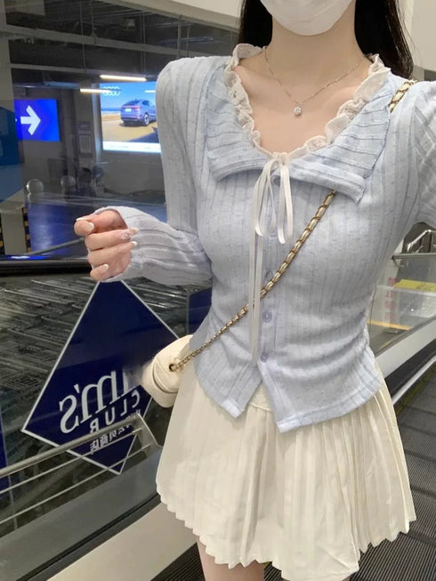 レースレイヤードブルートップス