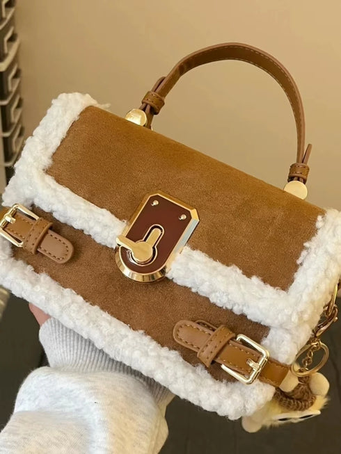 スクエアムートンバッグ