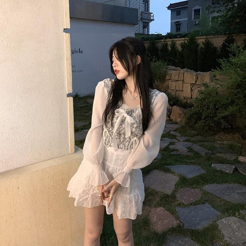 くすみレースデザインリボントップス