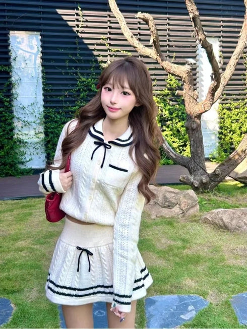 制服風ニットセットアップ