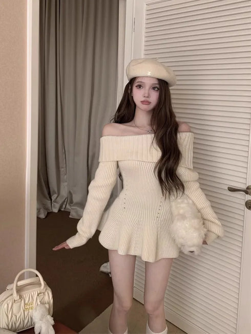 オフショルフェミニンニットワンピ