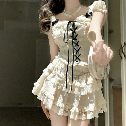 センターレースアップセットアップ