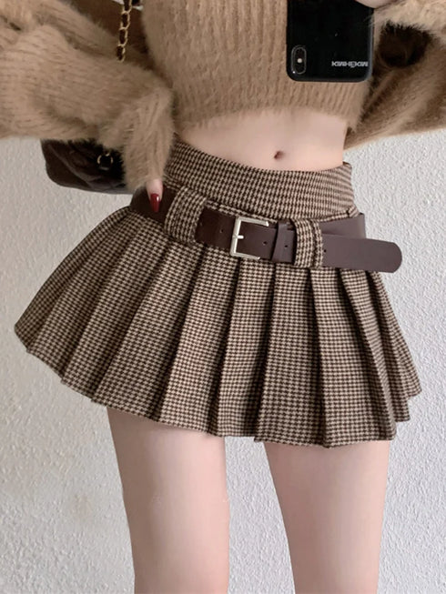 ベルト付きミニ丈プリーツスカート