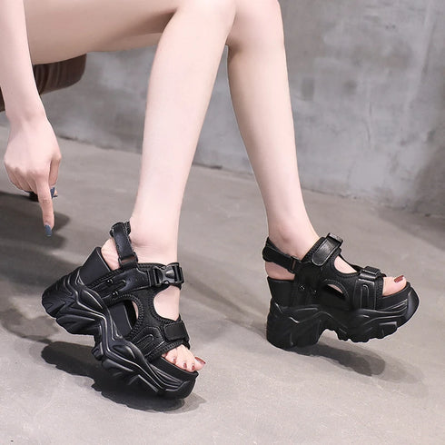 ワンカラースポーツサンダル