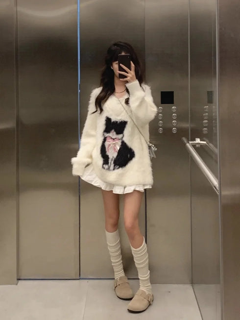 ふわふわネコニット