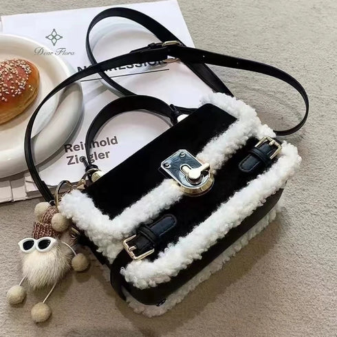 スクエアムートンバッグ