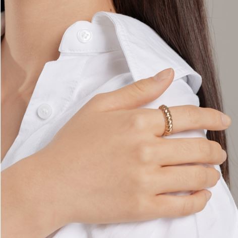 Twisted fashion ring