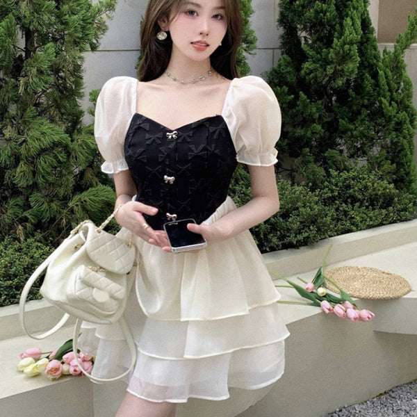 バイカラーフリルスカートワンピース