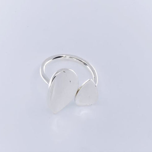 Two drops of dew ring