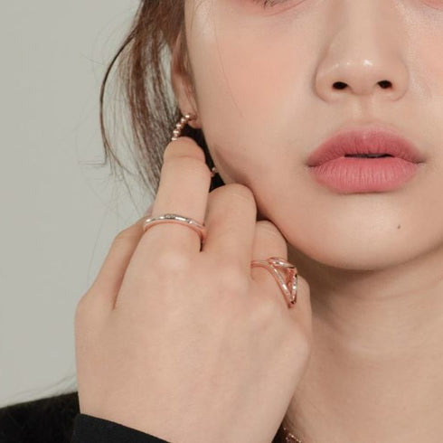 Gloria Daily Round Ring