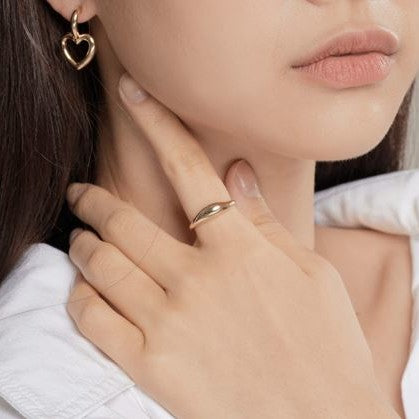 A convex point open ring