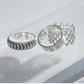 Clare Wave ring