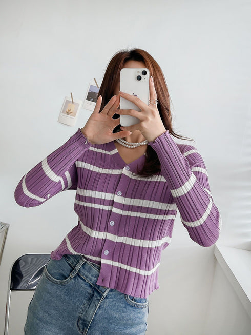 Vネックストライプカーディガン