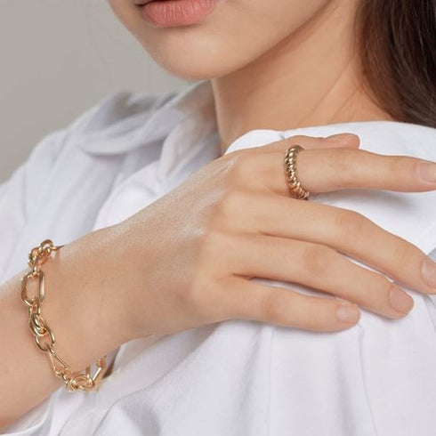 Twisted fashion ring