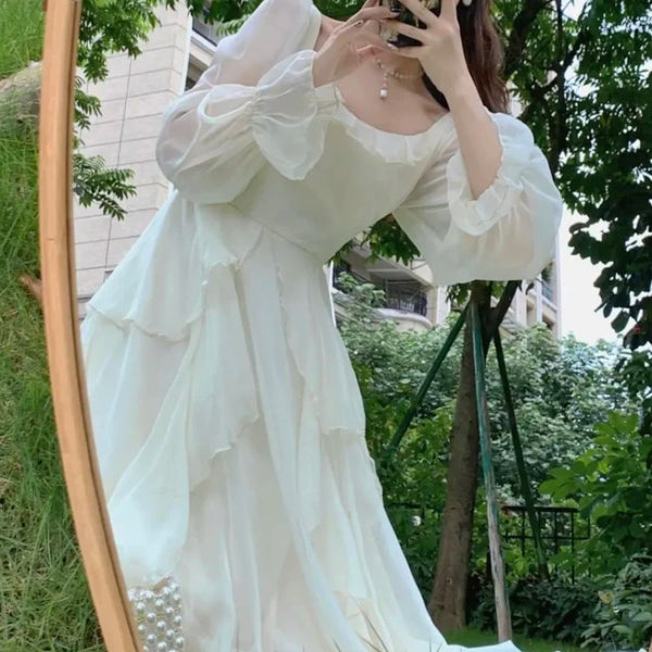 ロングスリーブホワイトプリンセスワンピ