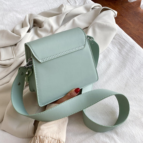 台形シンプルバッグ