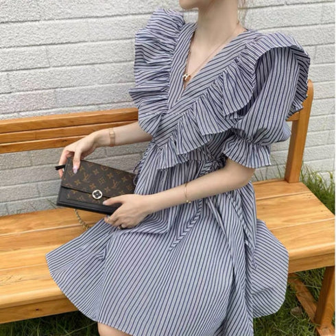 ストライプフリルワンピ
