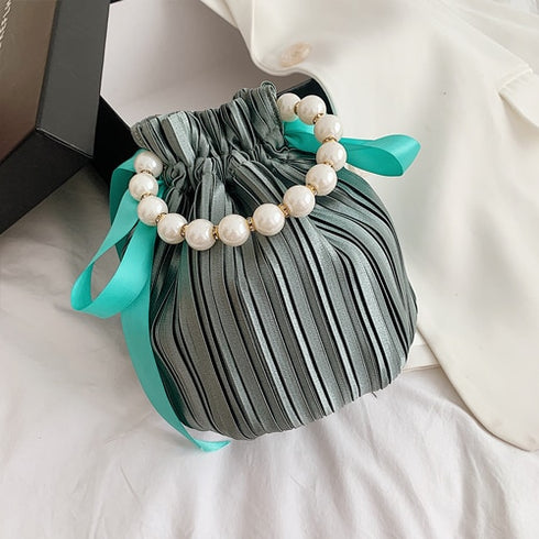 パール巾着バッグ