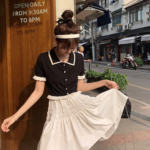 フレンチガーリーフリルトップス