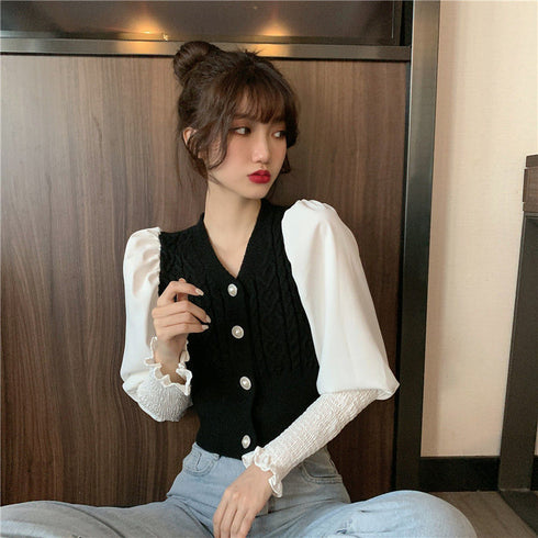 パフスリーブフェミニントップス