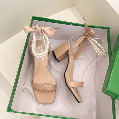 バックリボンパールサンダル