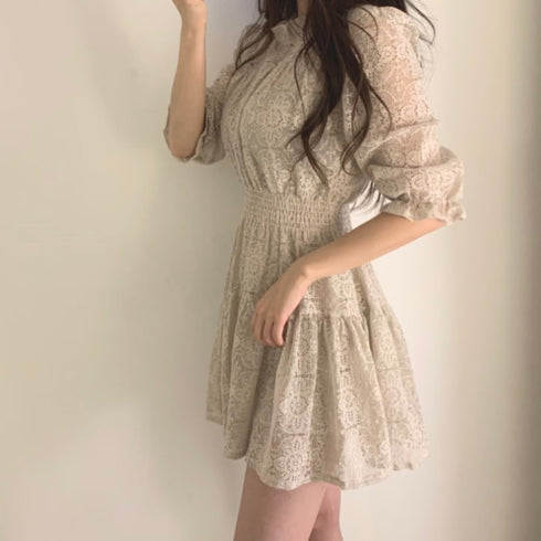 レースデザインミニ丈フェミニンワンピ