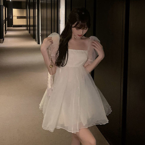 ふわっとシフォンホワイトミニ丈ワンピ