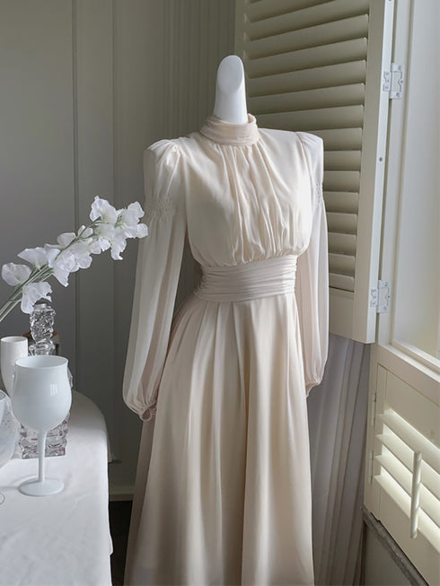 シンプルレディワンピース