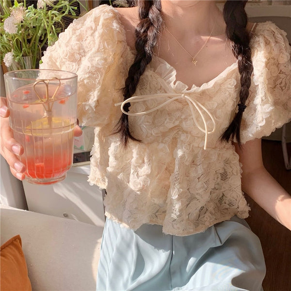 ふわふわフラワートップス