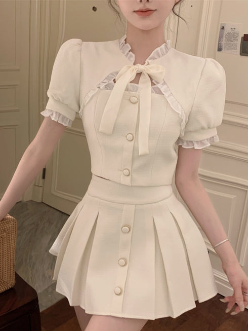 フリルホワイトガーリーセットアップ