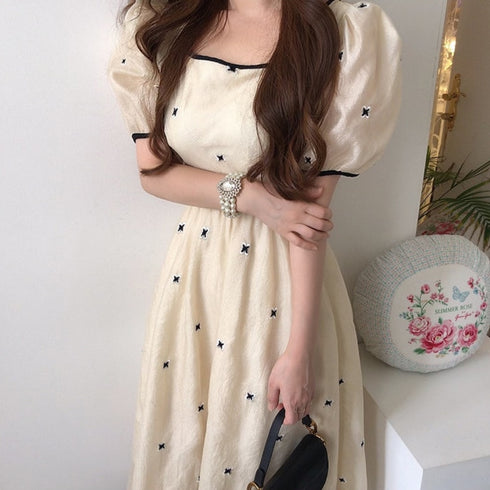 バックリボンクリーミィワンピース