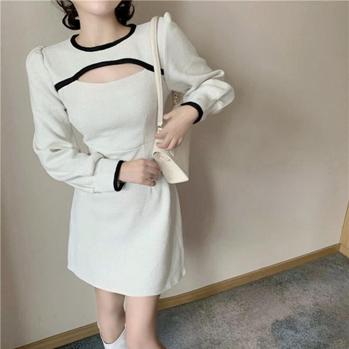 ブラックラインミニ丈ワンピース