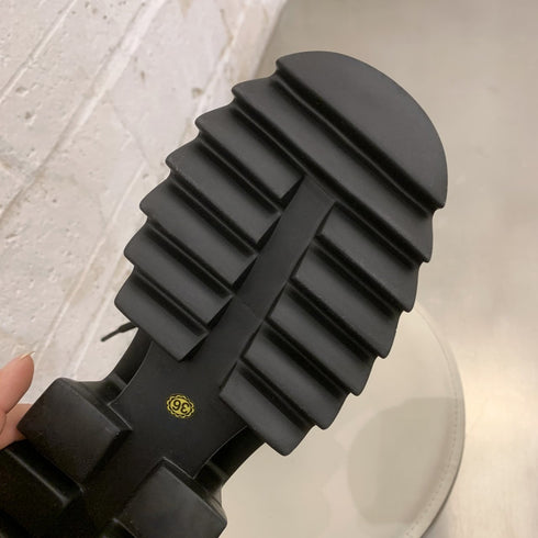 ソックスデザインブーツ