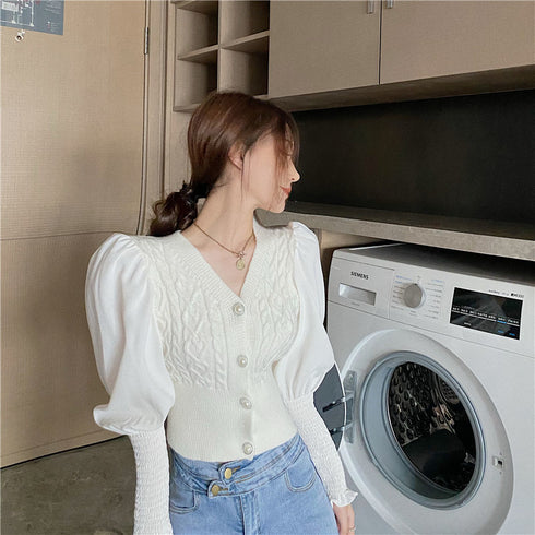 パフスリーブフェミニントップス