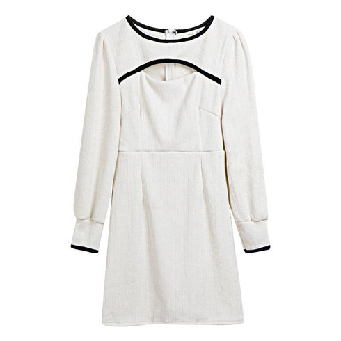 ブラックラインミニ丈ワンピース